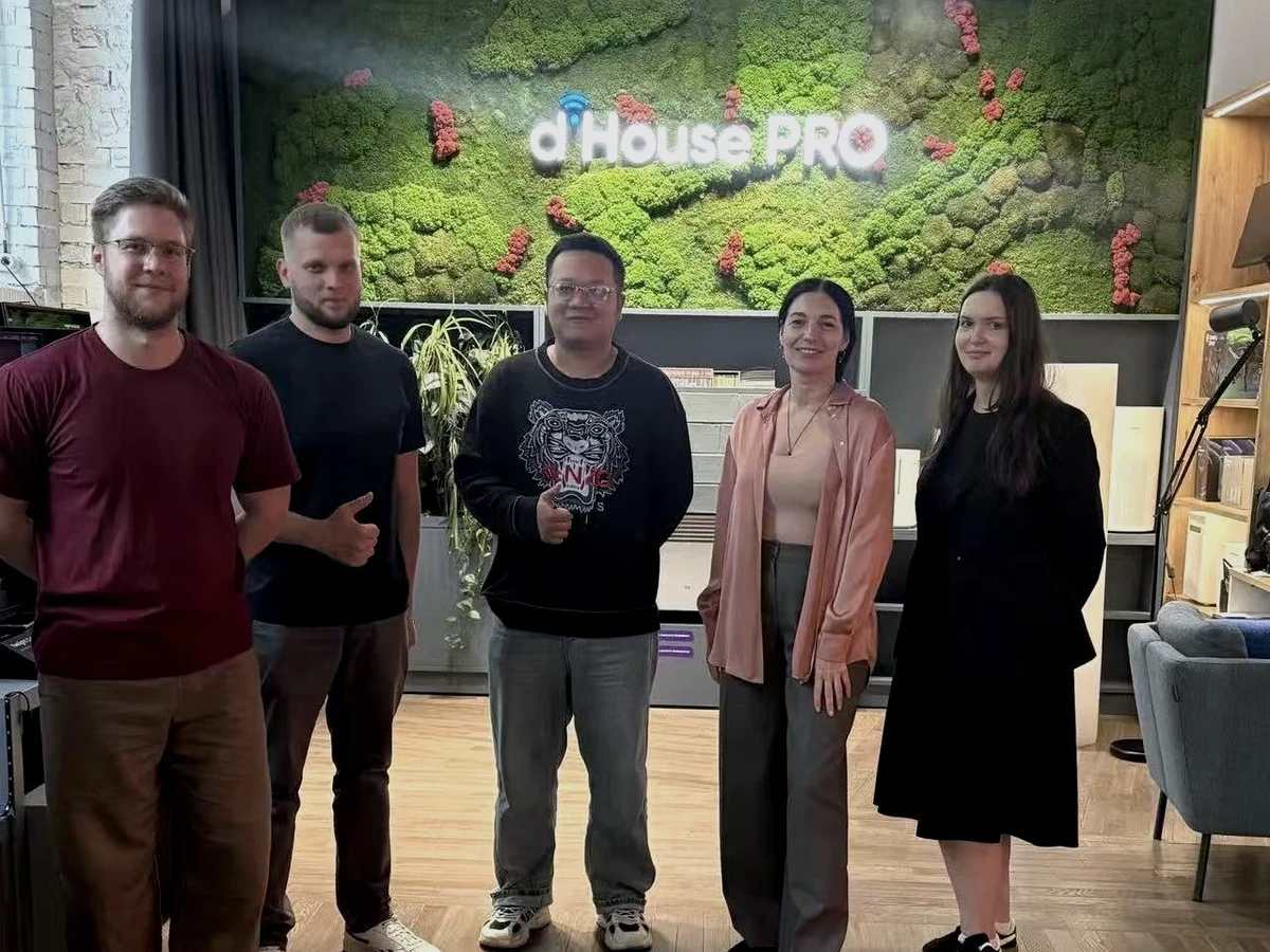 徐战翔与DiHouse PRO团队